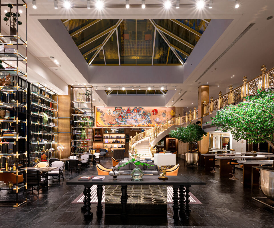 Montien-Hotel-Surawong-Bangkok-3