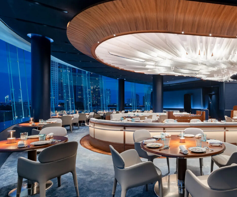 BLUE BY ALAIN DUCASSE (1)