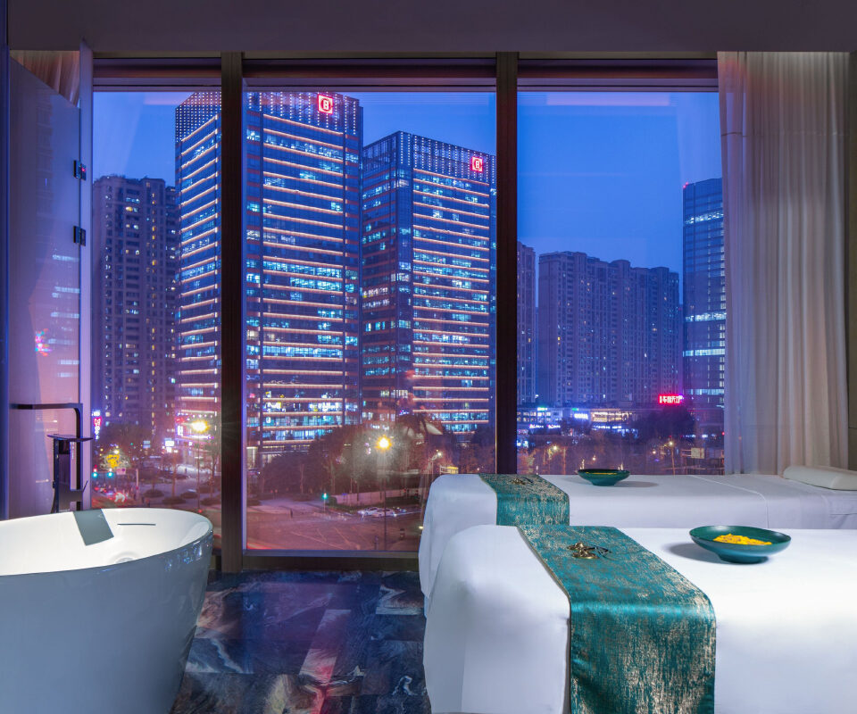 W CHENGDU (3)