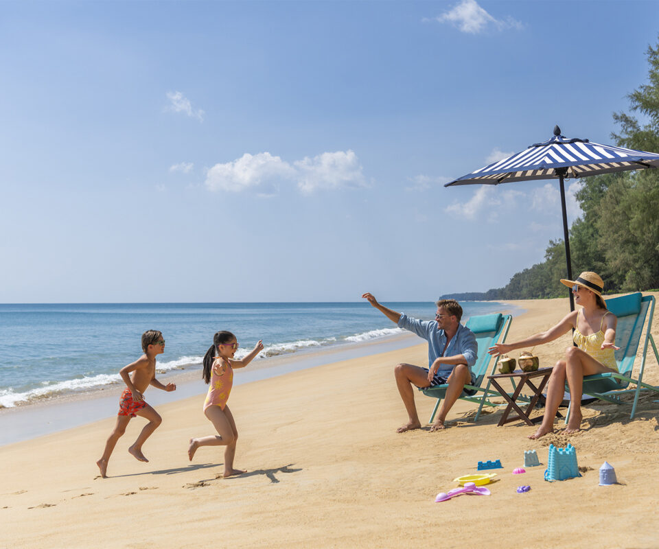 Le-Méridien-Phuket-Mai-Khao-Beach-Resort-Family-1