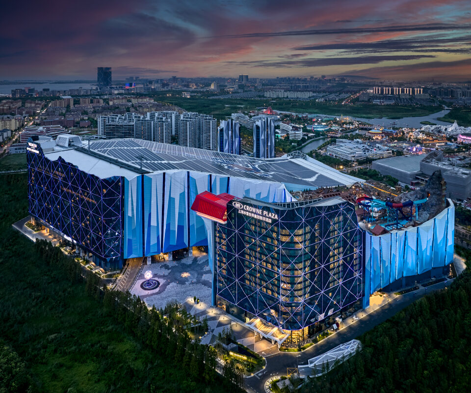 Crowne Plaza Shanghai Snow World by IHG (1)
